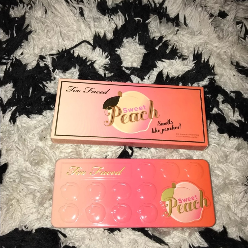 Sweet peach too faced palette